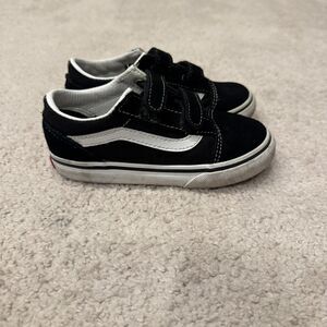 Vans Toddler Size 10 Black White Old Skool V Low Top Skate Kids Shoes